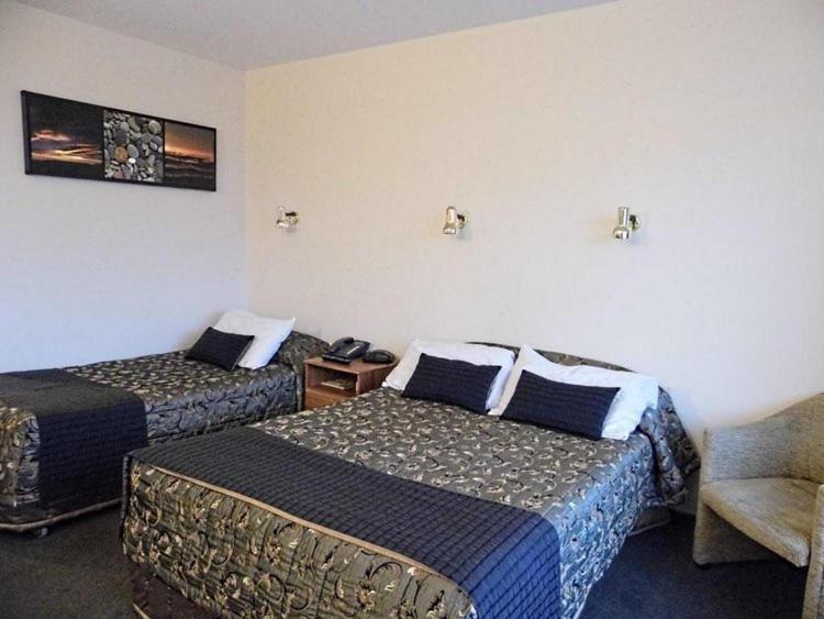 Westport Motor Hotel Kültér fotó